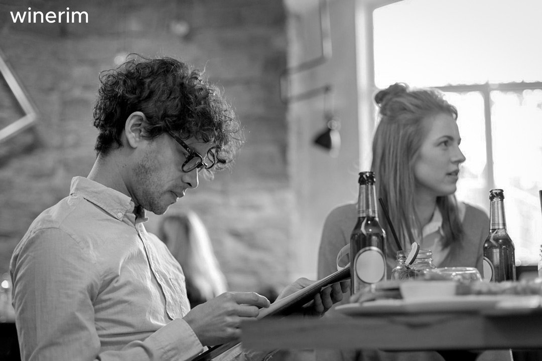 por-que-los-jovenes-no-beben-vino-en-los-restaurantes-03